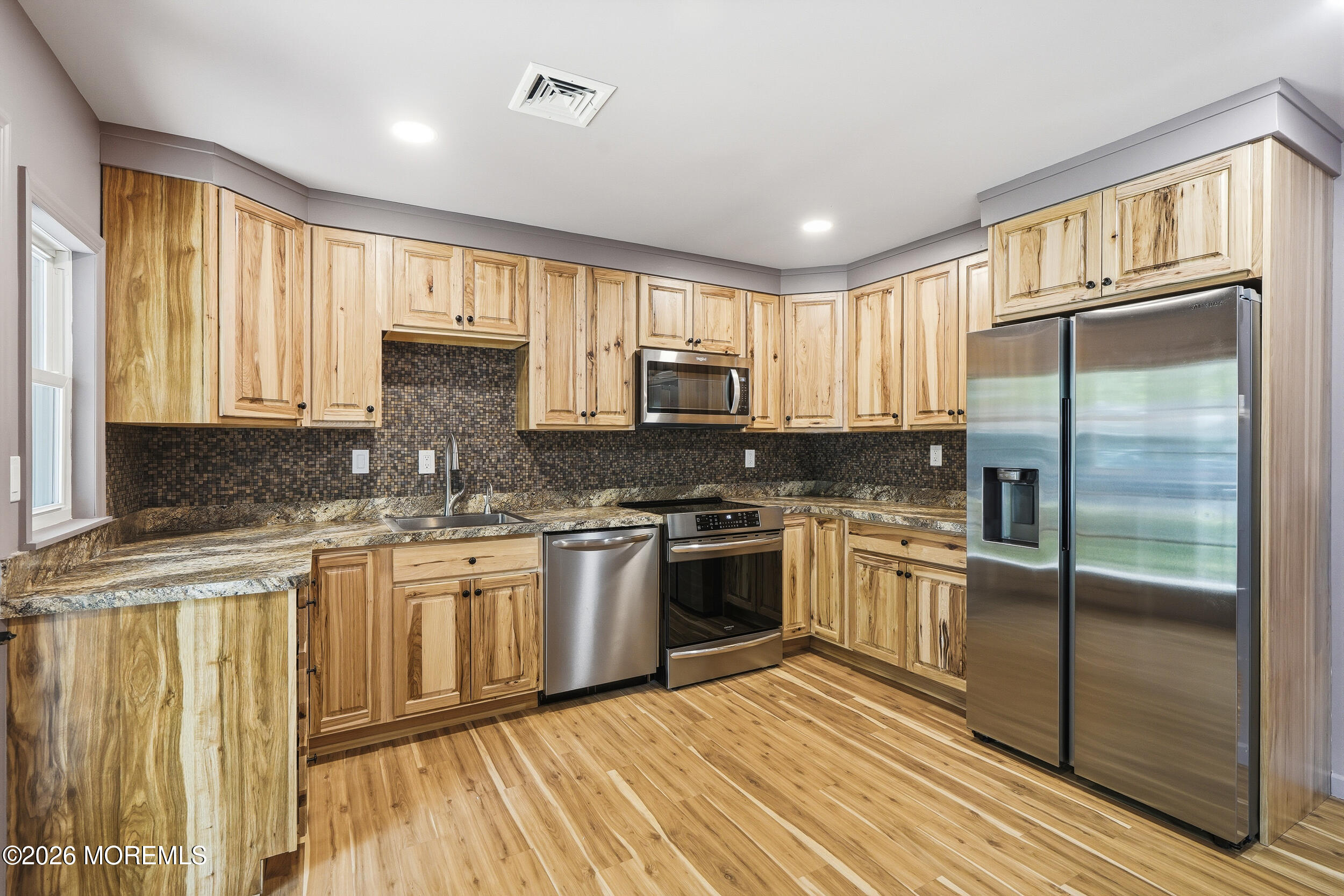 206 Huntington Drive Lakewood NJ 08701