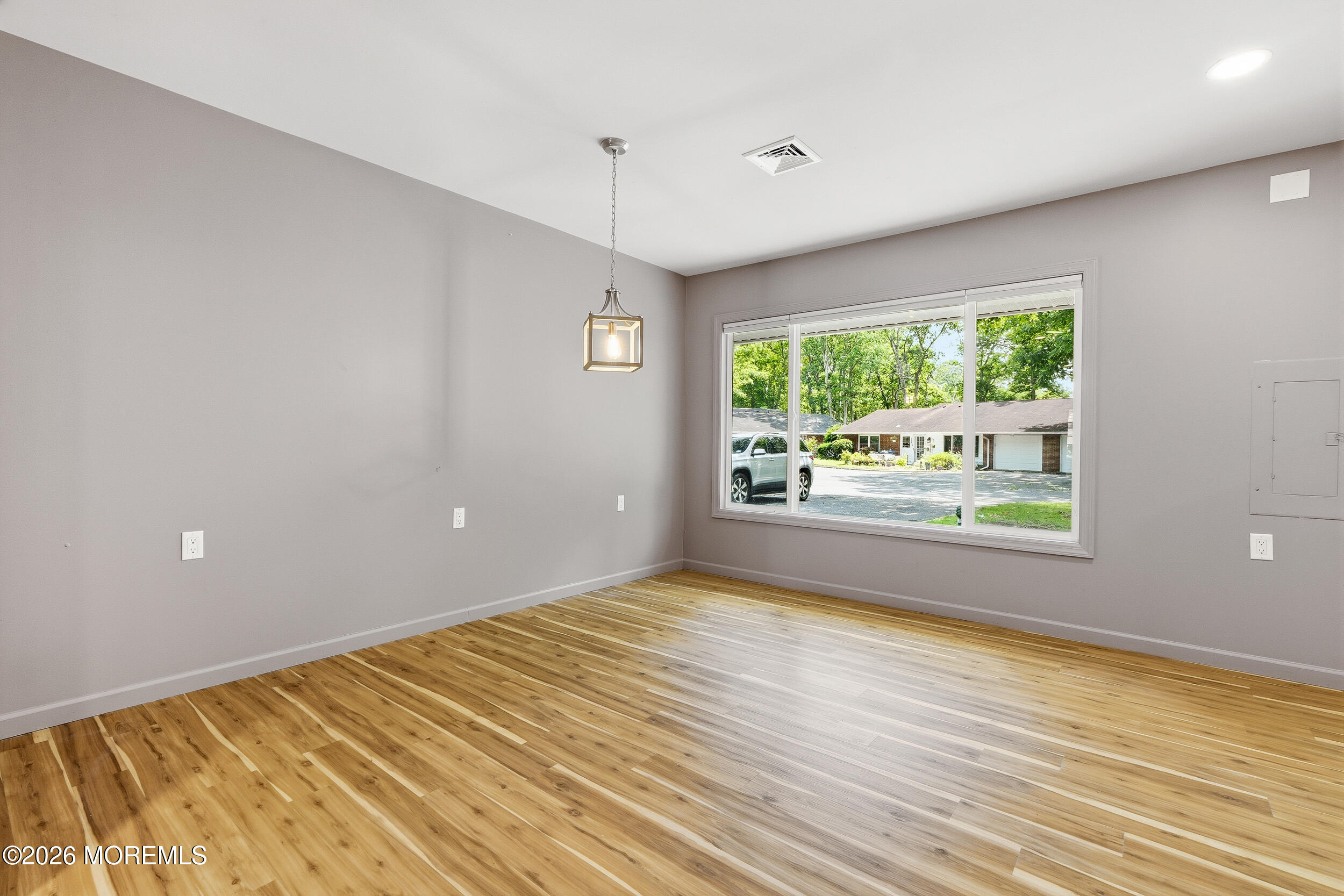 206 Huntington Drive Lakewood NJ 08701