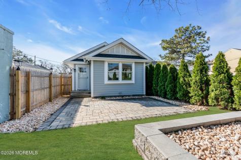 724 19th Avenue Lake Como NJ 07719