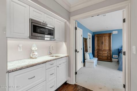 26 Orchard Lane Colts Neck NJ 07722