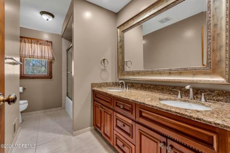 44 Bunker Hill Drive Middletown NJ 07748