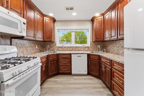 869 Hearthstone Drive Lakewood NJ 08701