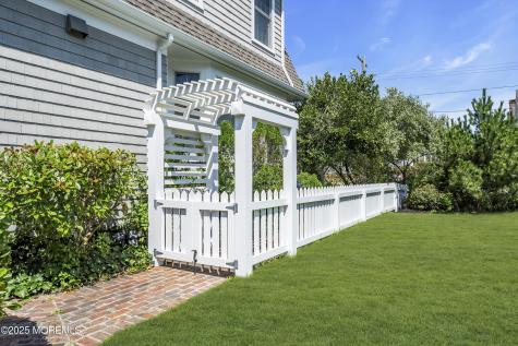 634-640 East Avenue Bay Head NJ 08742