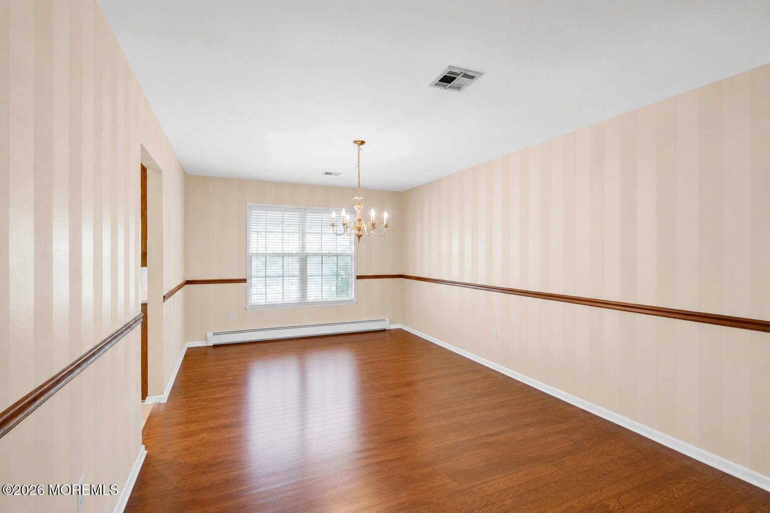 52 Skyline Drive Lakewood NJ 08701