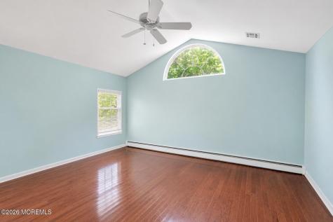 52 Skyline Drive Lakewood NJ 08701