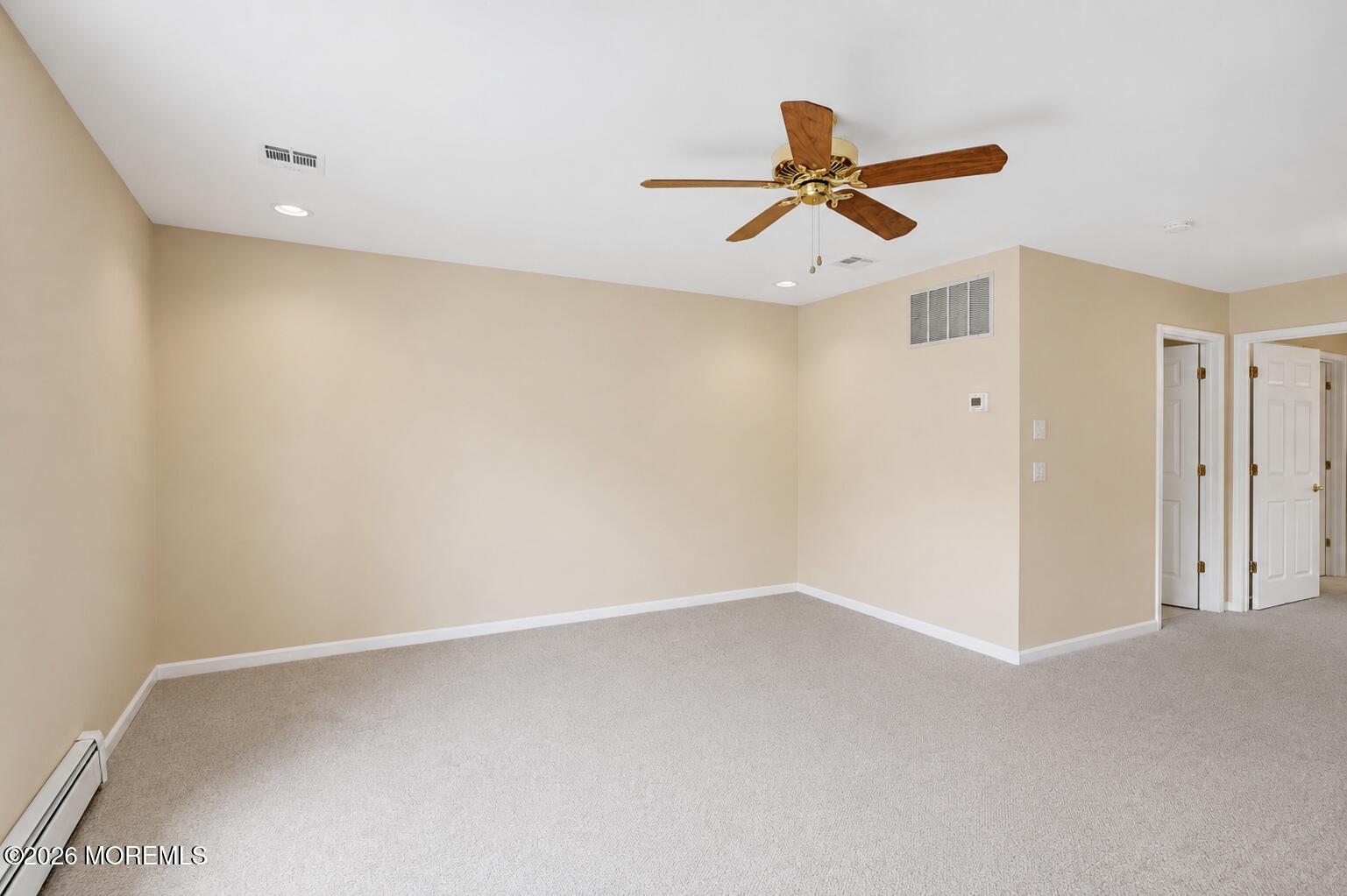 52 Skyline Drive Lakewood NJ 08701