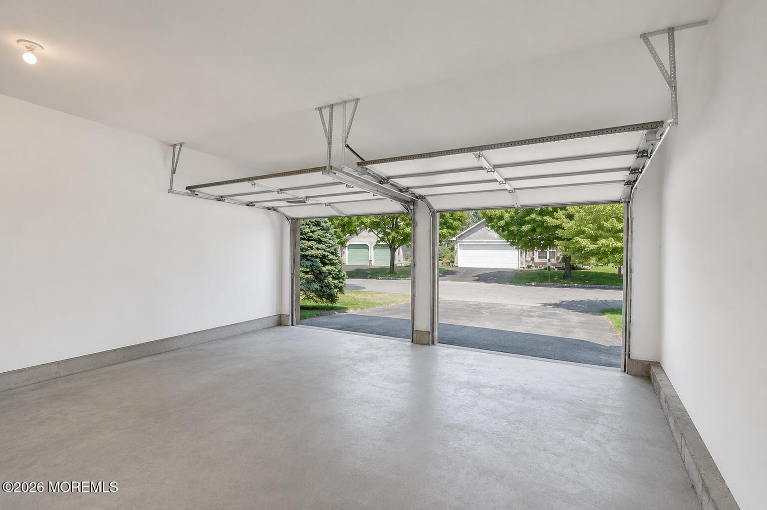 52 Skyline Drive Lakewood NJ 08701