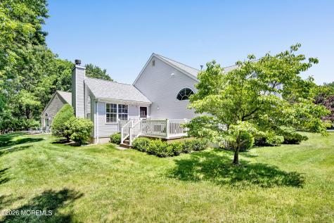 52 Skyline Drive Lakewood NJ 08701