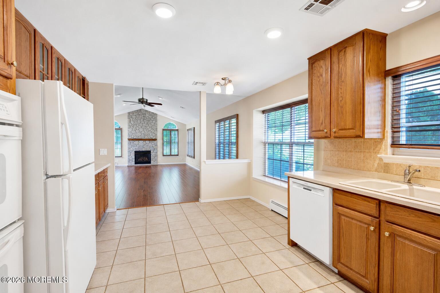 52 Skyline Drive Lakewood NJ 08701