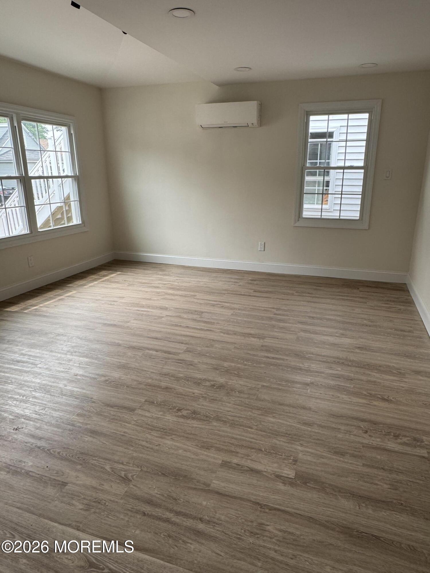 9 Woodland Avenue Keansburg NJ 07734