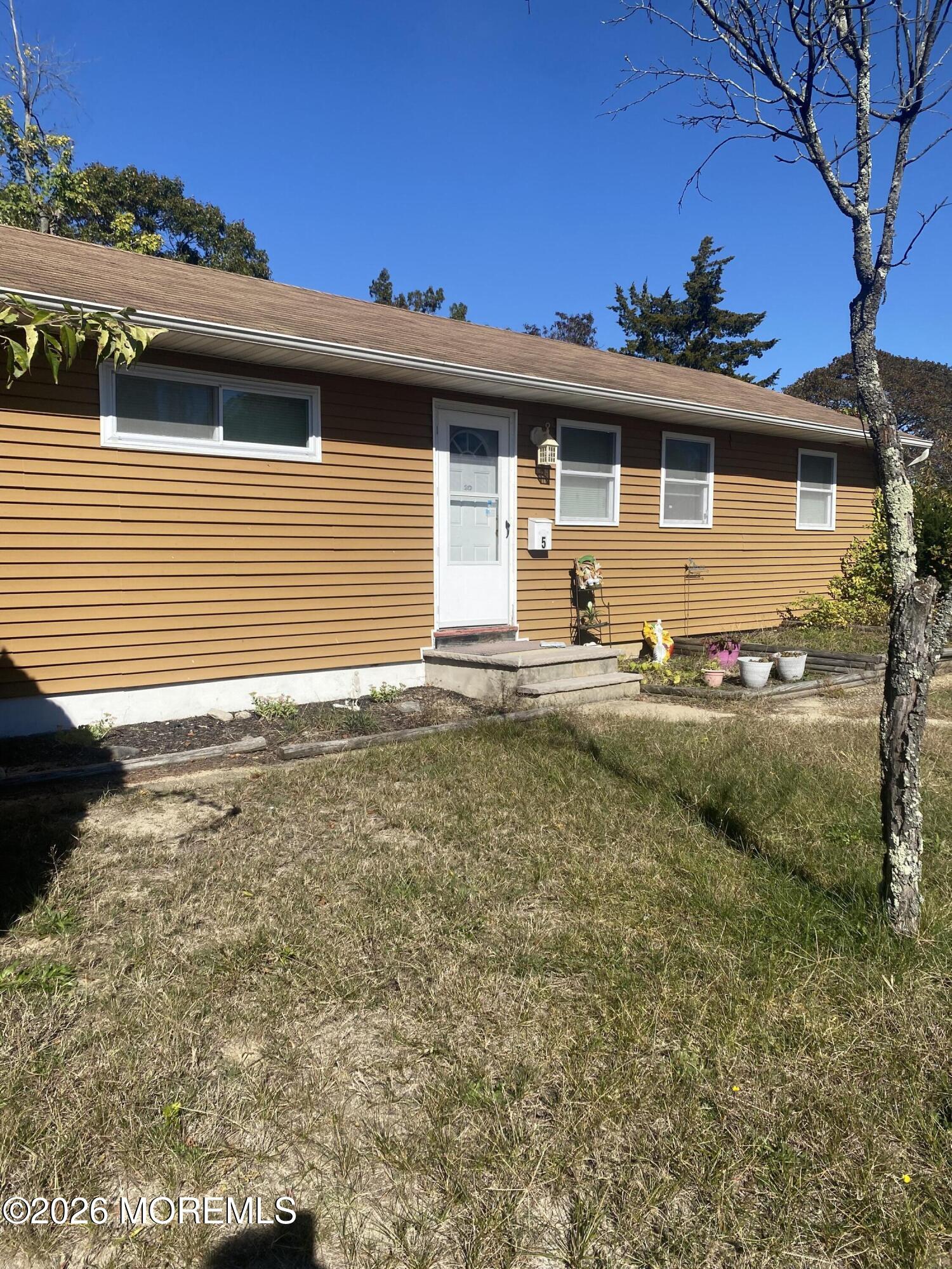 5 Sprucewood Drive Brick NJ 08723