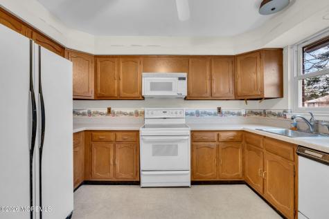26 B Moccasin Drive Whiting NJ 08759