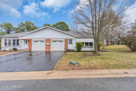 26 B Moccasin Drive Whiting NJ 08759