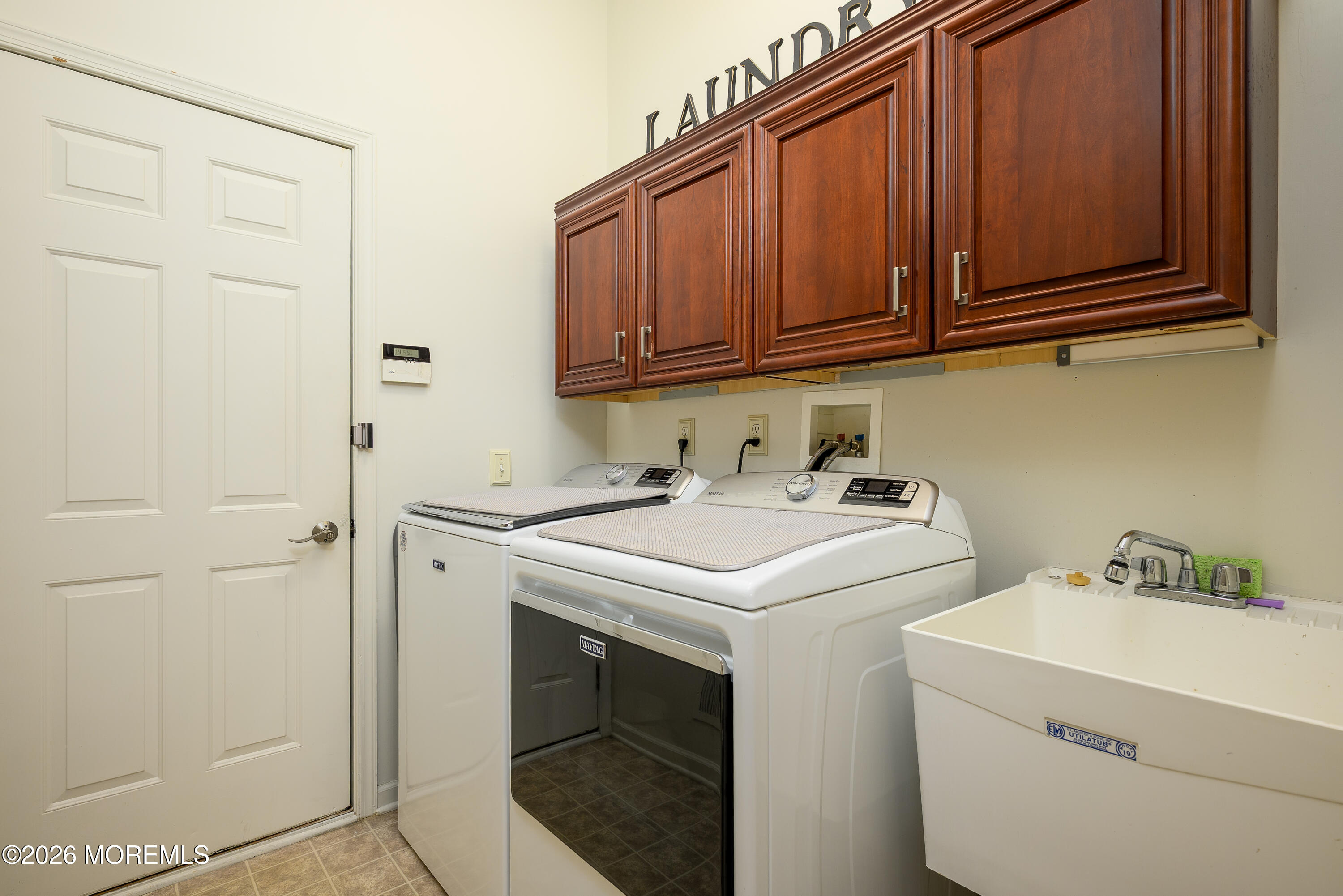 37 Inverness Lane Jackson NJ 08527
