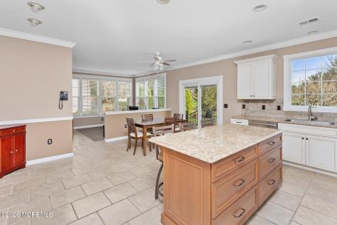 16 Heritage Drive Allentown NJ 08501