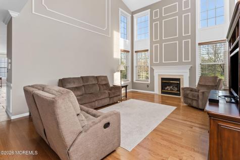 16 Heritage Drive Allentown NJ 08501