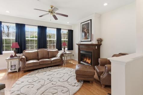 21 Lakeland Drive Barnegat NJ 08005