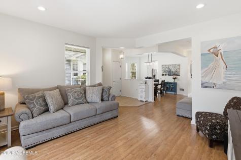 21 Lakeland Drive Barnegat NJ 08005