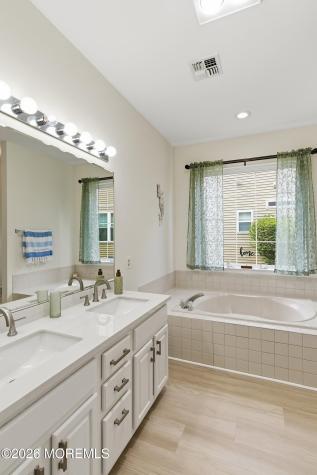 21 Lakeland Drive Barnegat NJ 08005