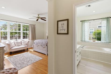 21 Lakeland Drive Barnegat NJ 08005