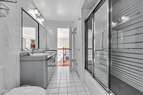 24 Bartram Road Englishtown NJ 07726