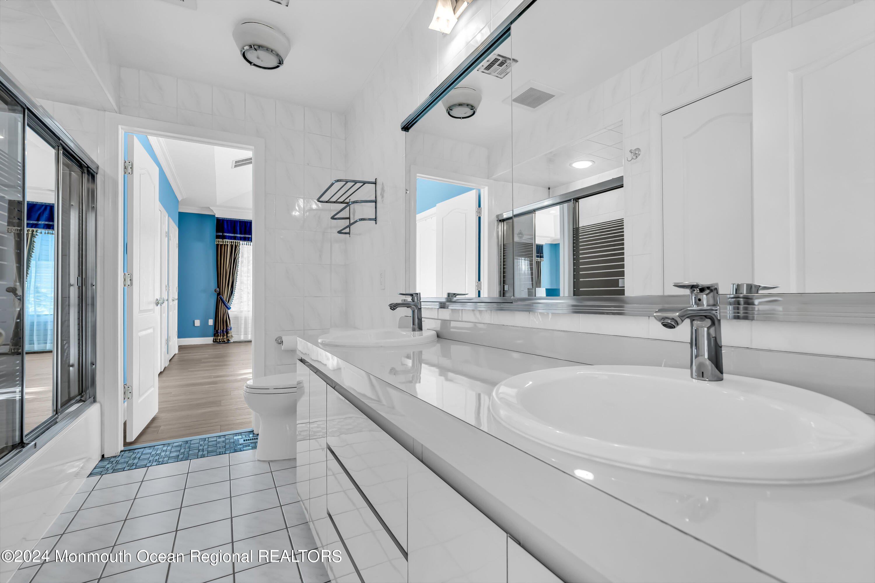 24 Bartram Road Englishtown NJ 07726