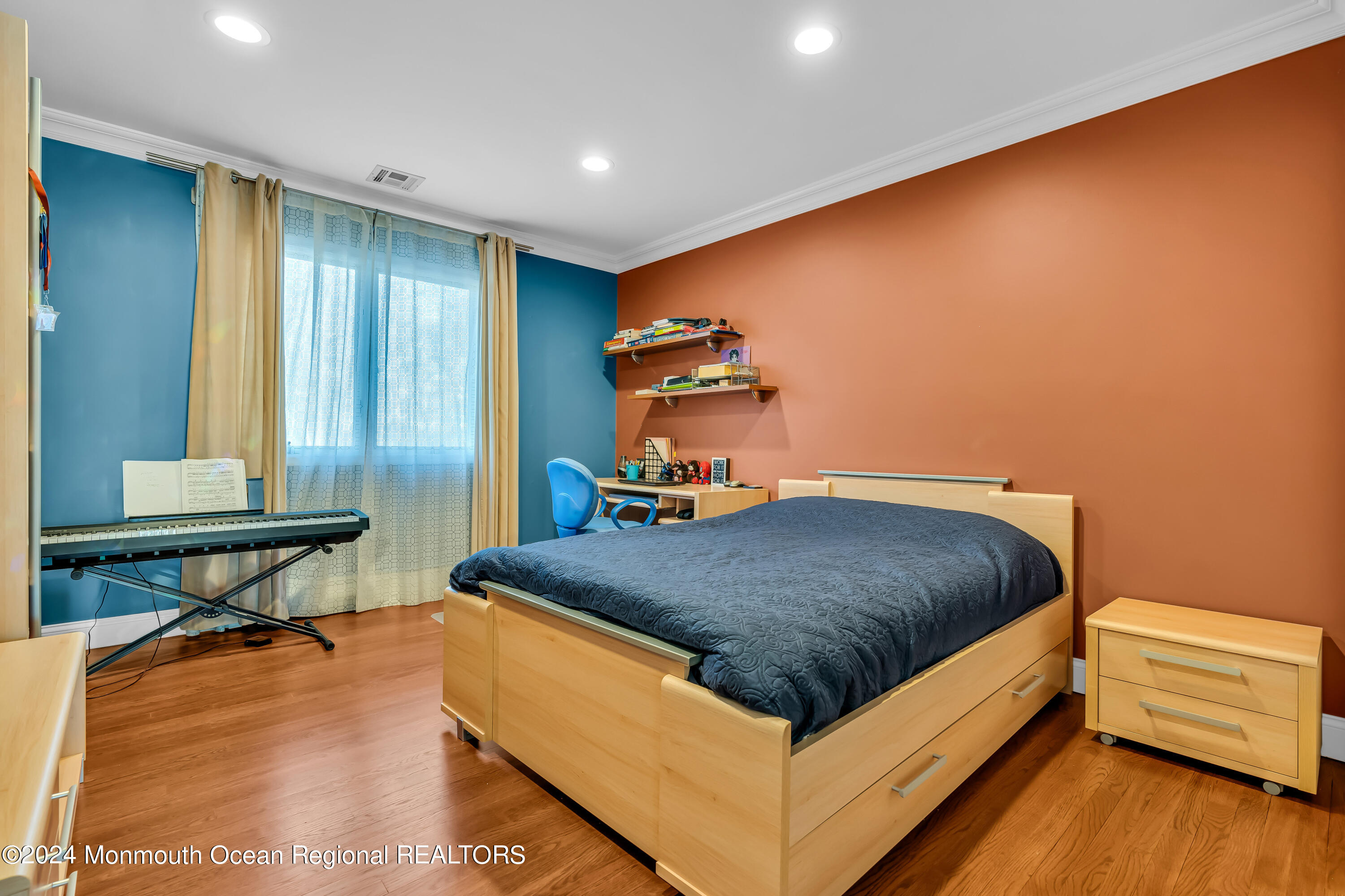 24 Bartram Road Englishtown NJ 07726