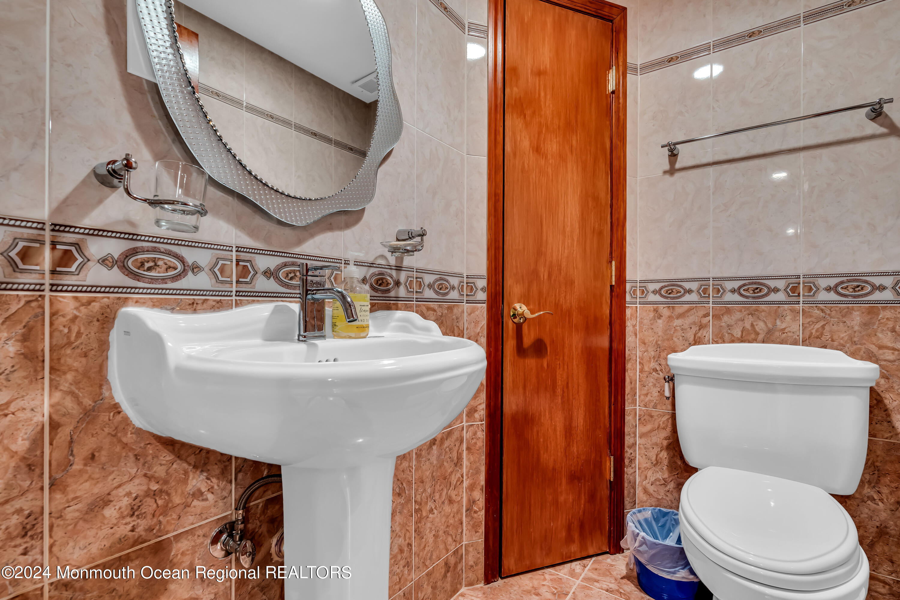 24 Bartram Road Englishtown NJ 07726