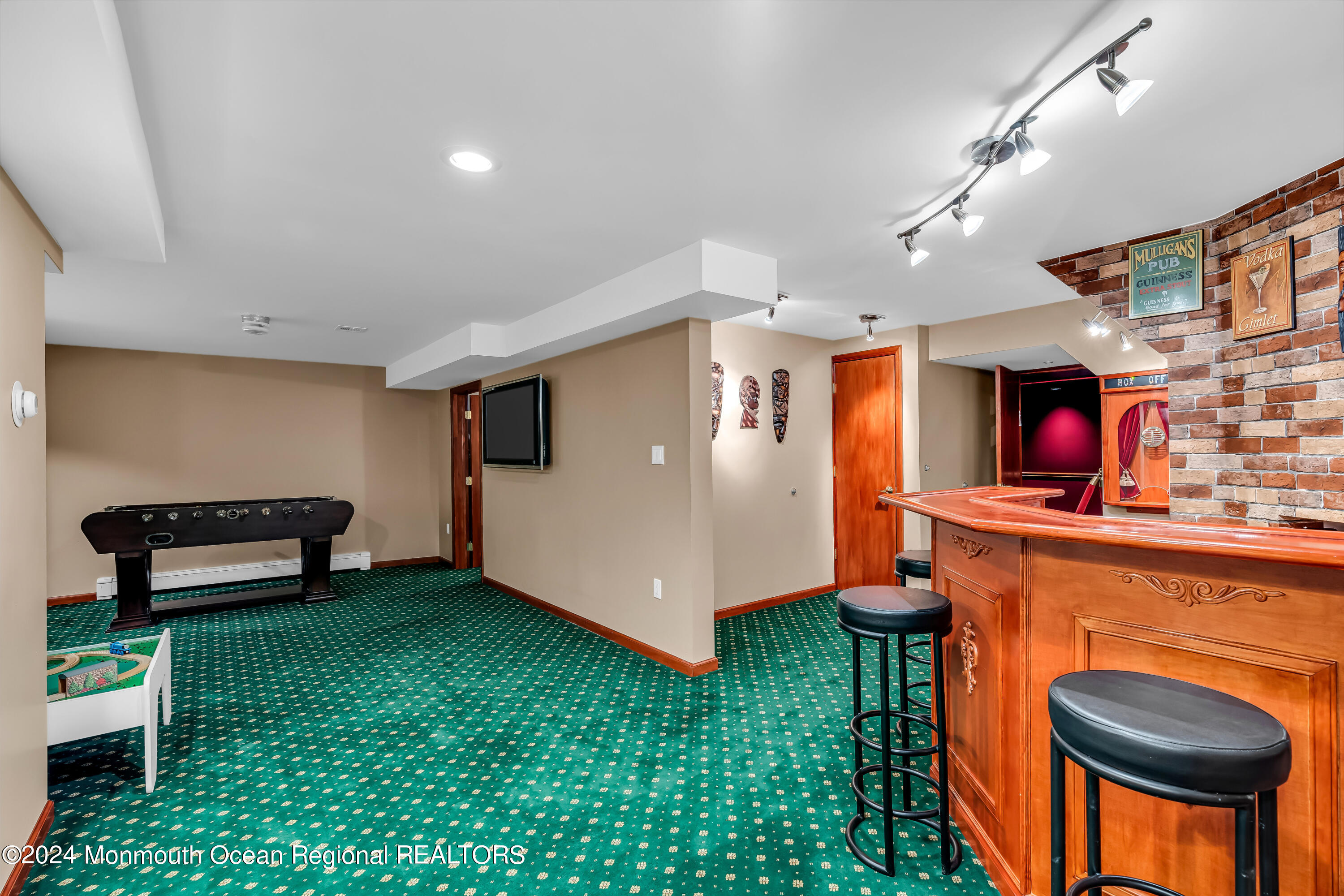 24 Bartram Road Englishtown NJ 07726