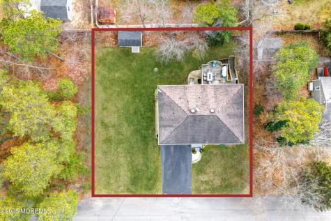 732 Wellington Avenue Toms River NJ 08757