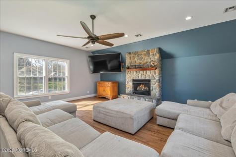 234 Hamiltonian Drive Red Bank NJ 07701