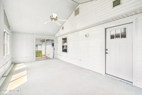 4 Otley Court Berkeley NJ 08721