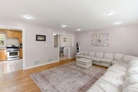 125 Finchley Boulevard Lakewood NJ 08701