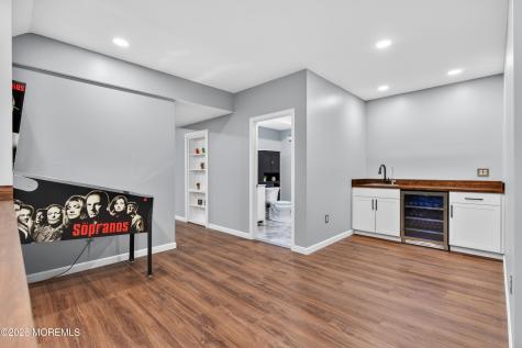5 Selma Lane Hazlet NJ 07730