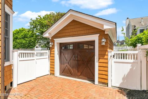 571 Main Avenue Bay Head NJ 08742