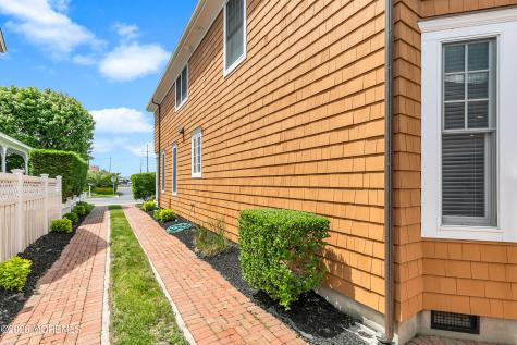 571 Main Avenue Bay Head NJ 08742