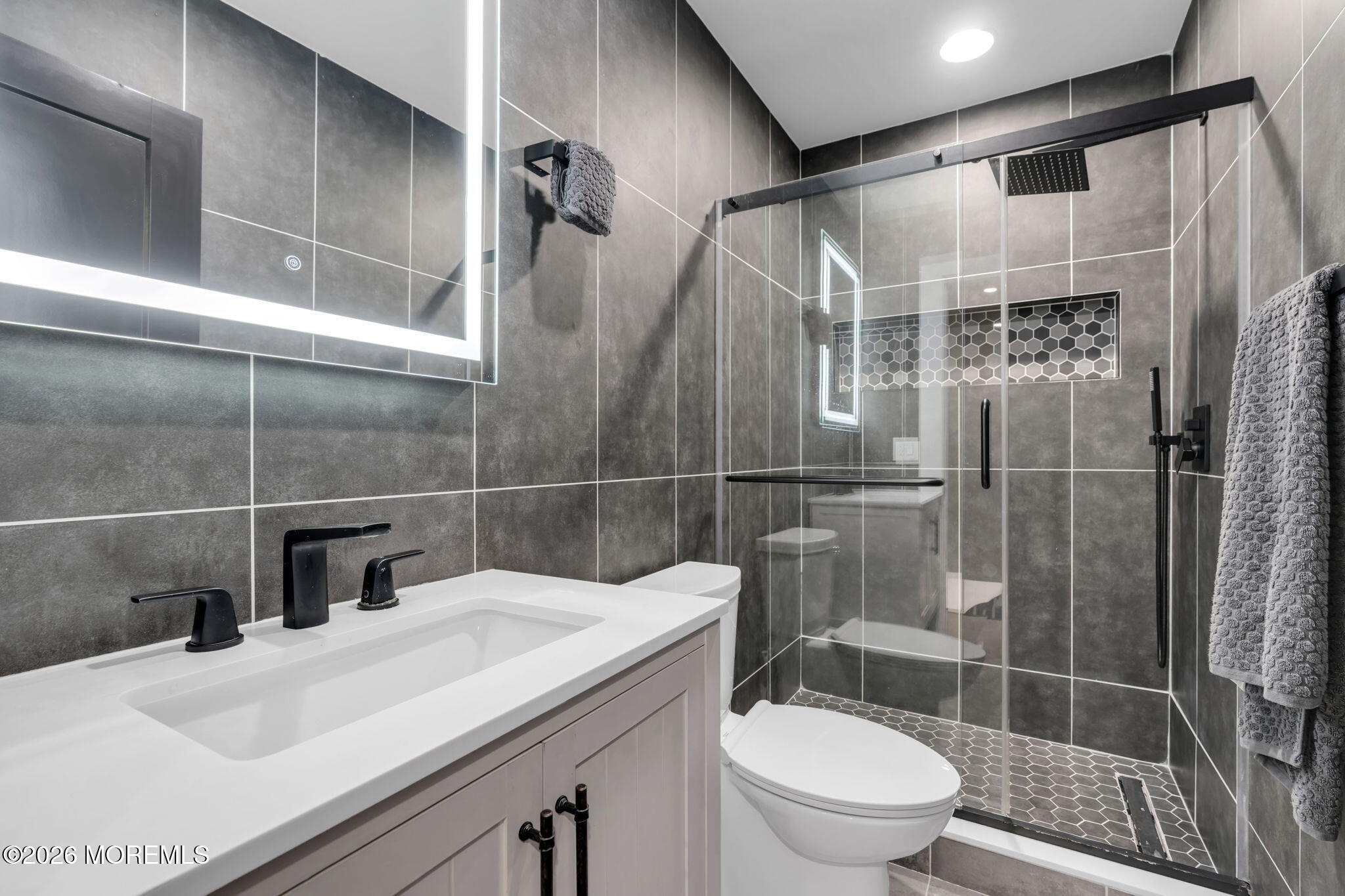 27 Sunset Street Keansburg NJ 07734