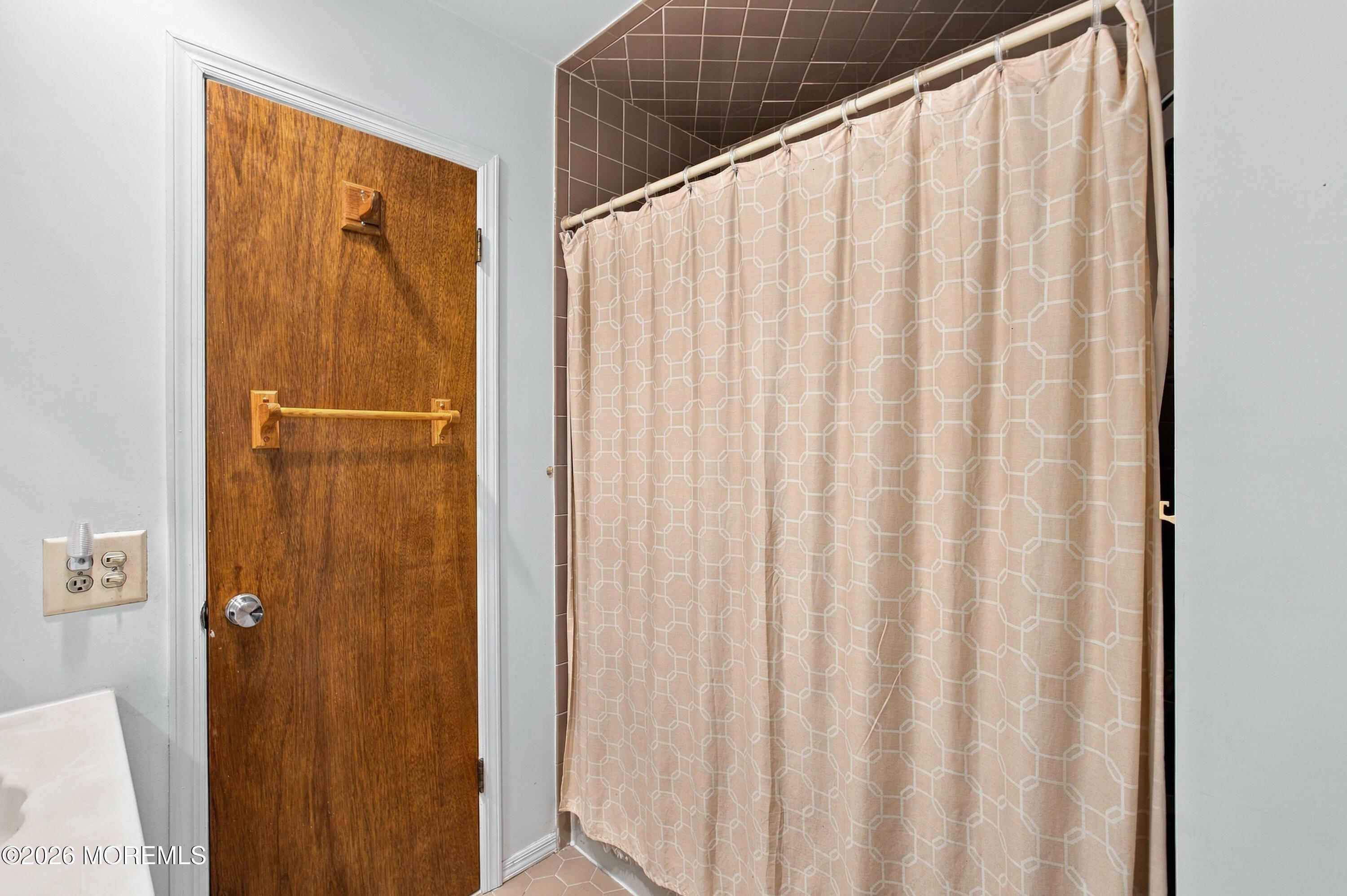 17 Jobson Court Toms River NJ 08757