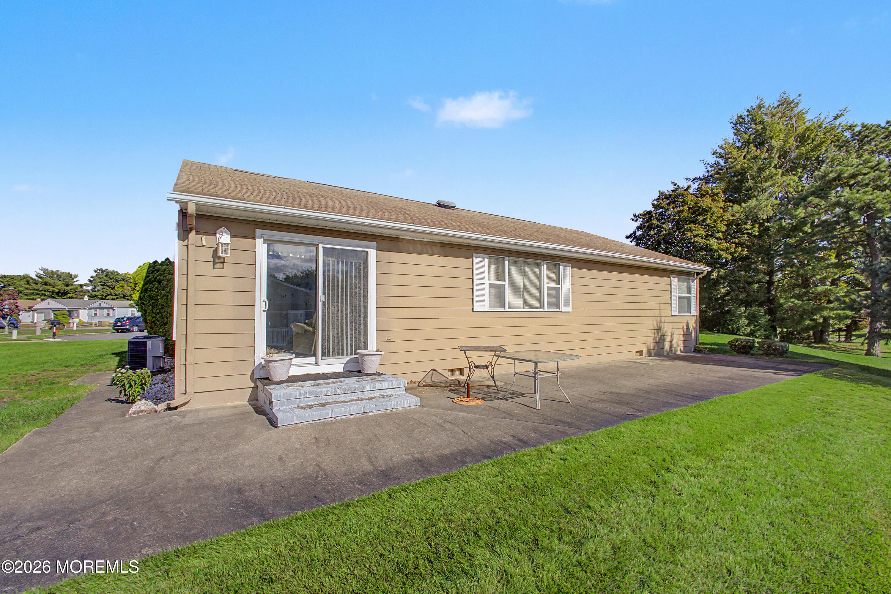 17 Jobson Court Toms River NJ 08757