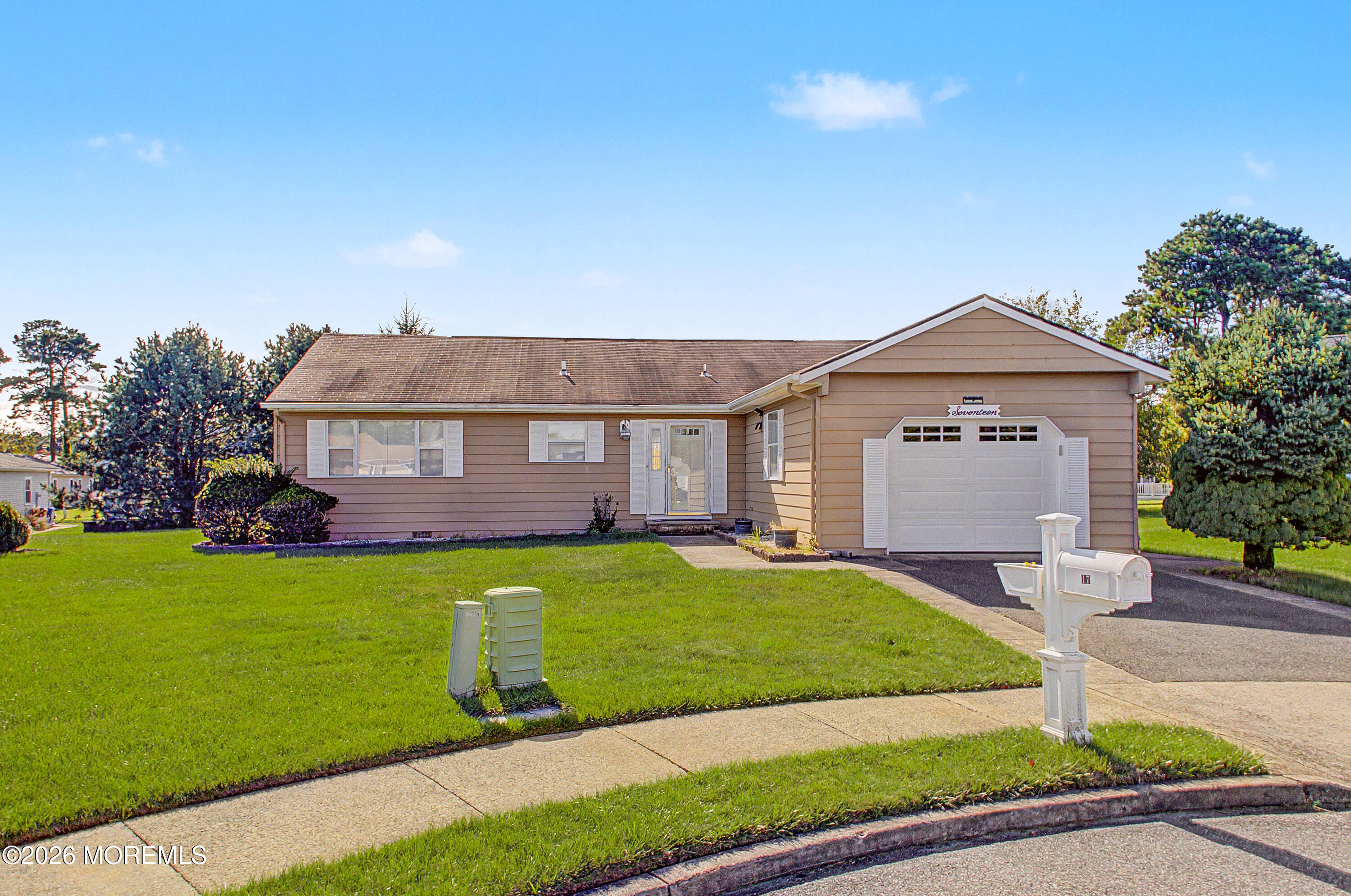 17 Jobson Court Toms River NJ 08757
