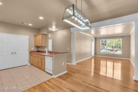 219 Sophee Lane Lakewood NJ 08701