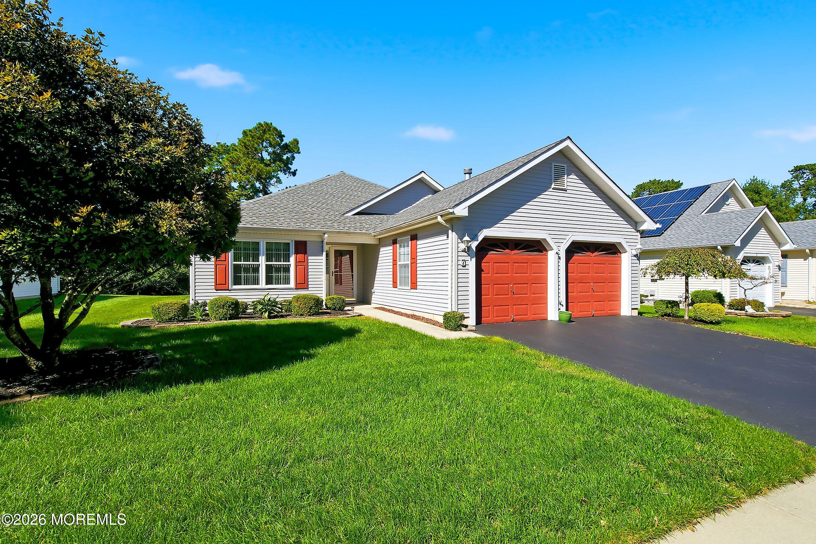 7 Meadows Lane Whiting NJ 08759