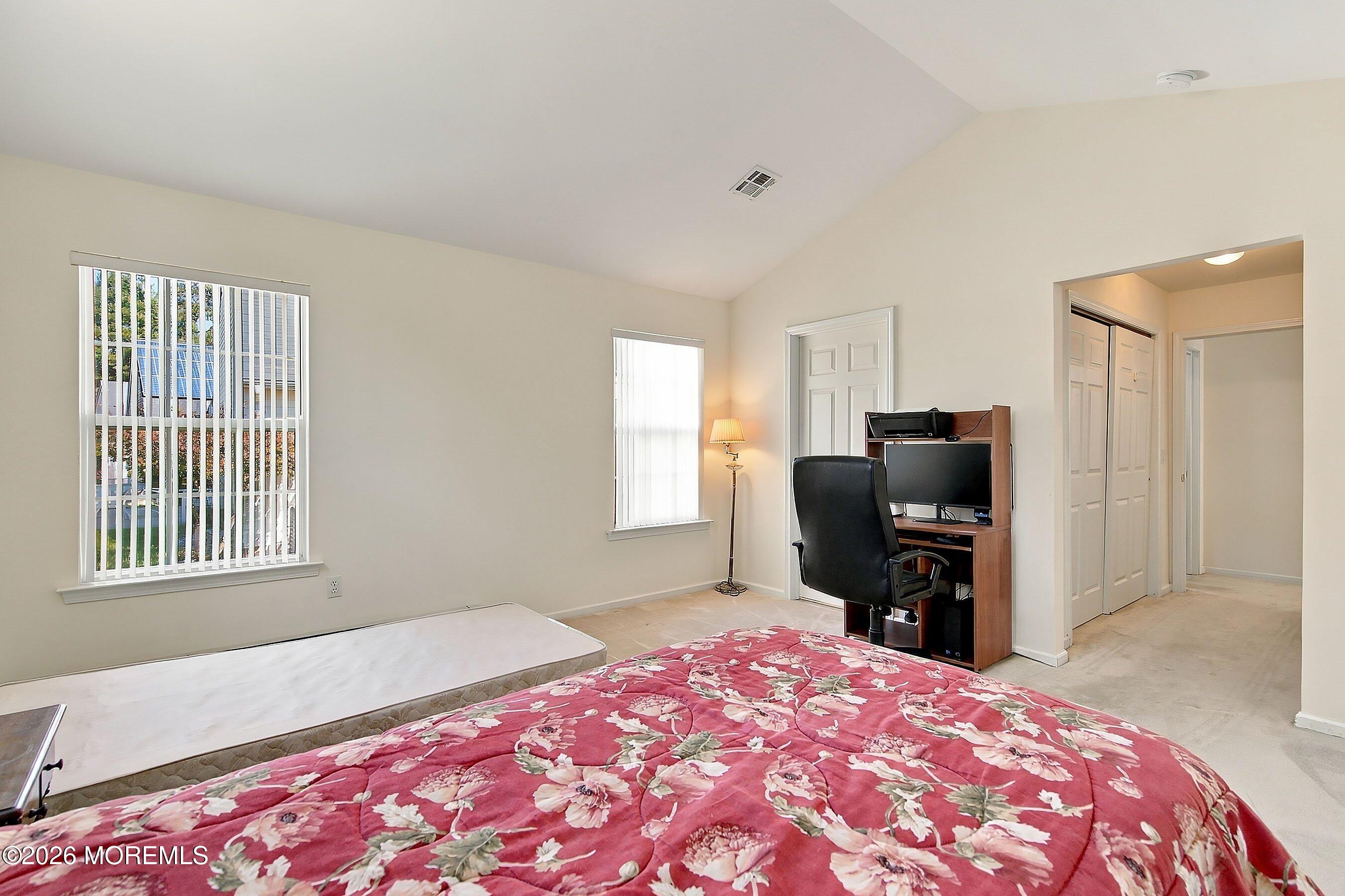 7 Meadows Lane Whiting NJ 08759