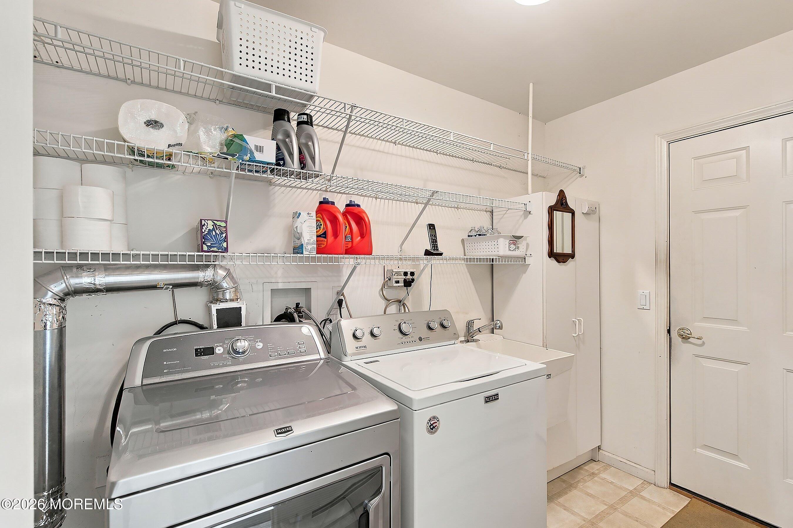 7 Meadows Lane Whiting NJ 08759