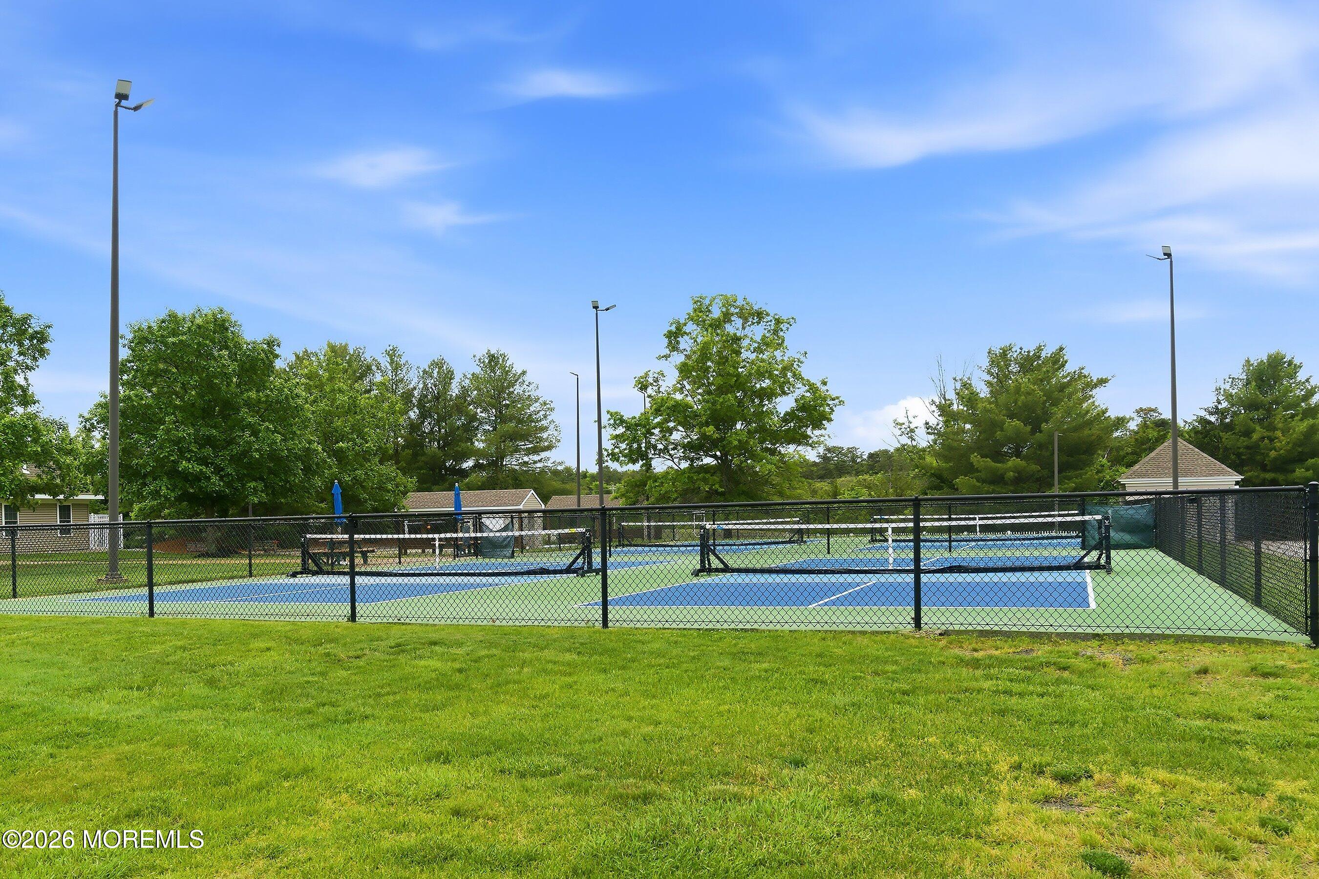7 Meadows Lane Whiting NJ 08759
