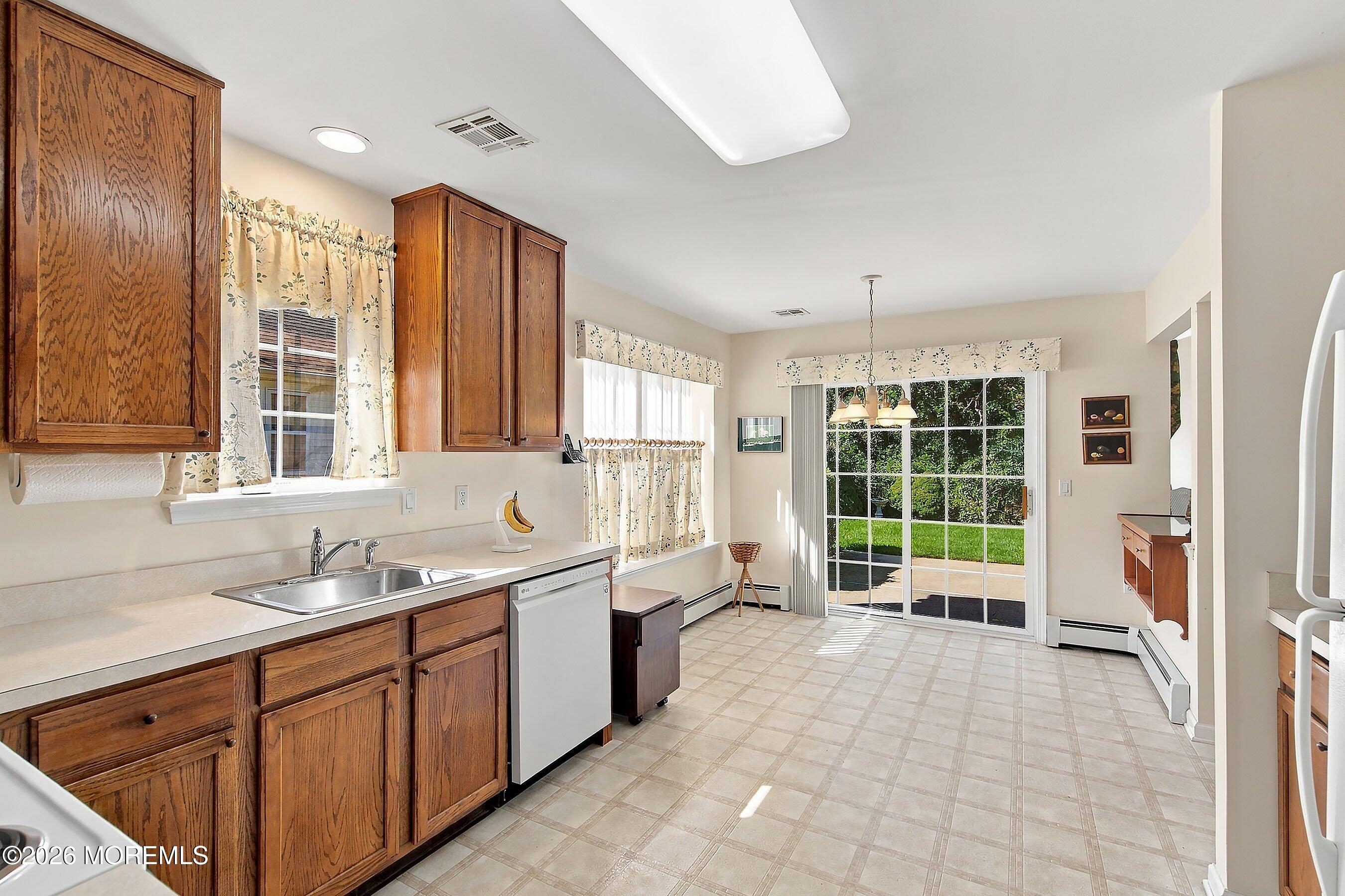 7 Meadows Lane Whiting NJ 08759