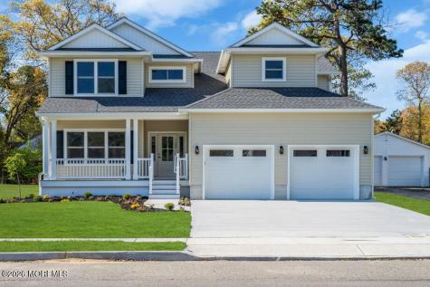 318 E Cape May Avenue Ocean Gate NJ 08740
