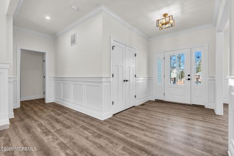318 E Cape May Avenue Ocean Gate NJ 08740
