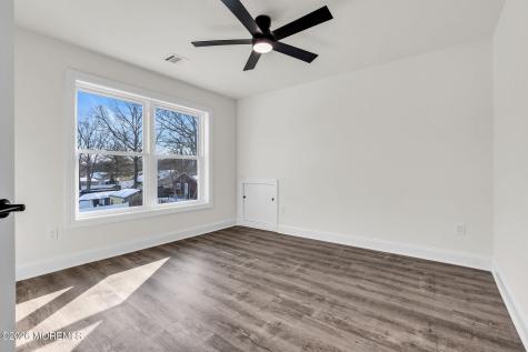 318 E Cape May Avenue Ocean Gate NJ 08740