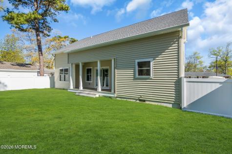 318 E Cape May Avenue Ocean Gate NJ 08740